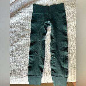 Green lululemon leggings